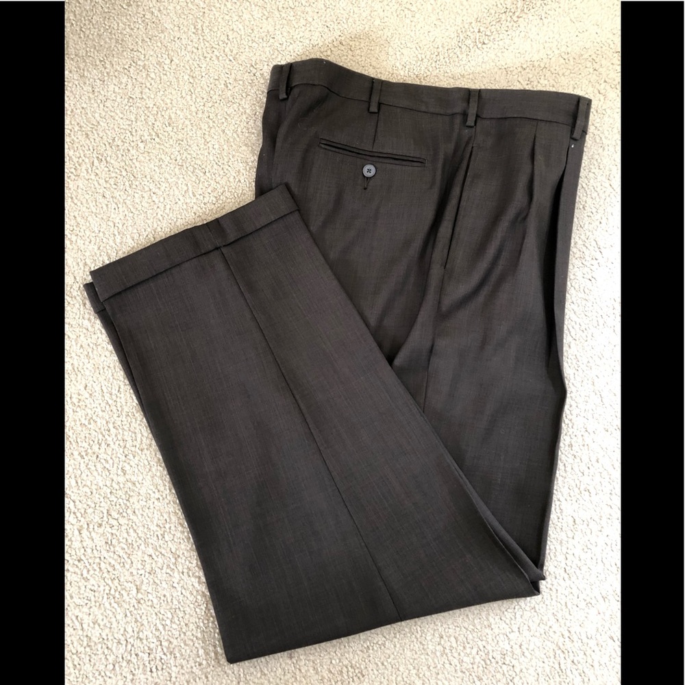J. Ferrar dress slacks 36 x 32 brown